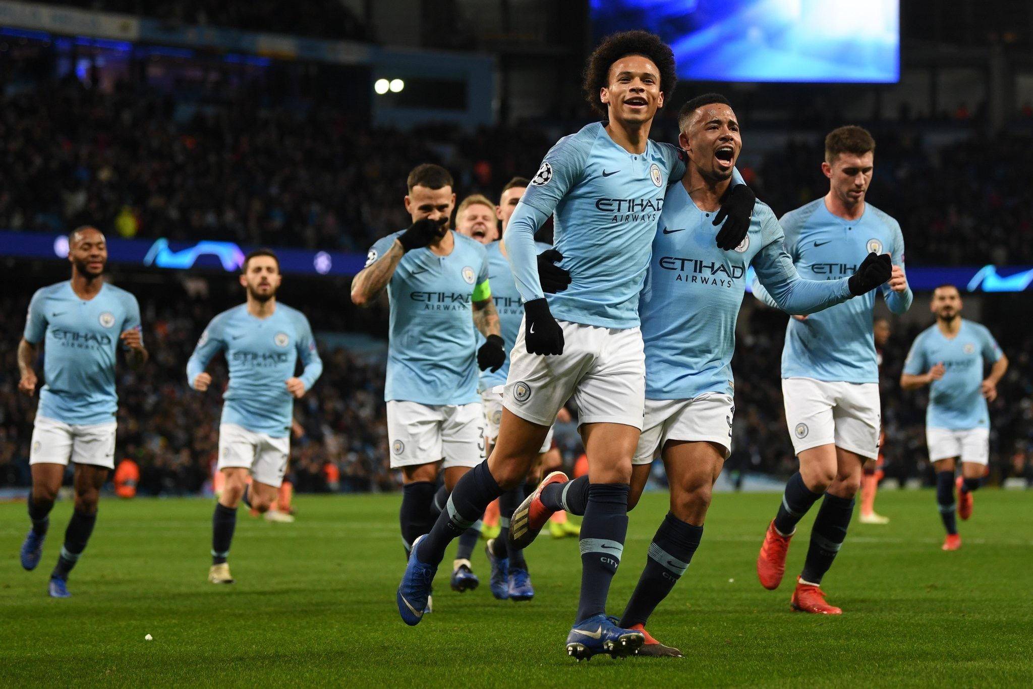 而巴黎则坚 而巴黎则坚